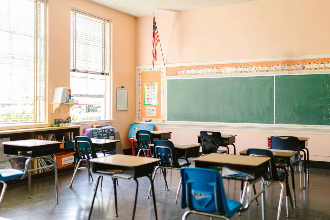 Choosing the Right Cleaning Service for NYC Schools